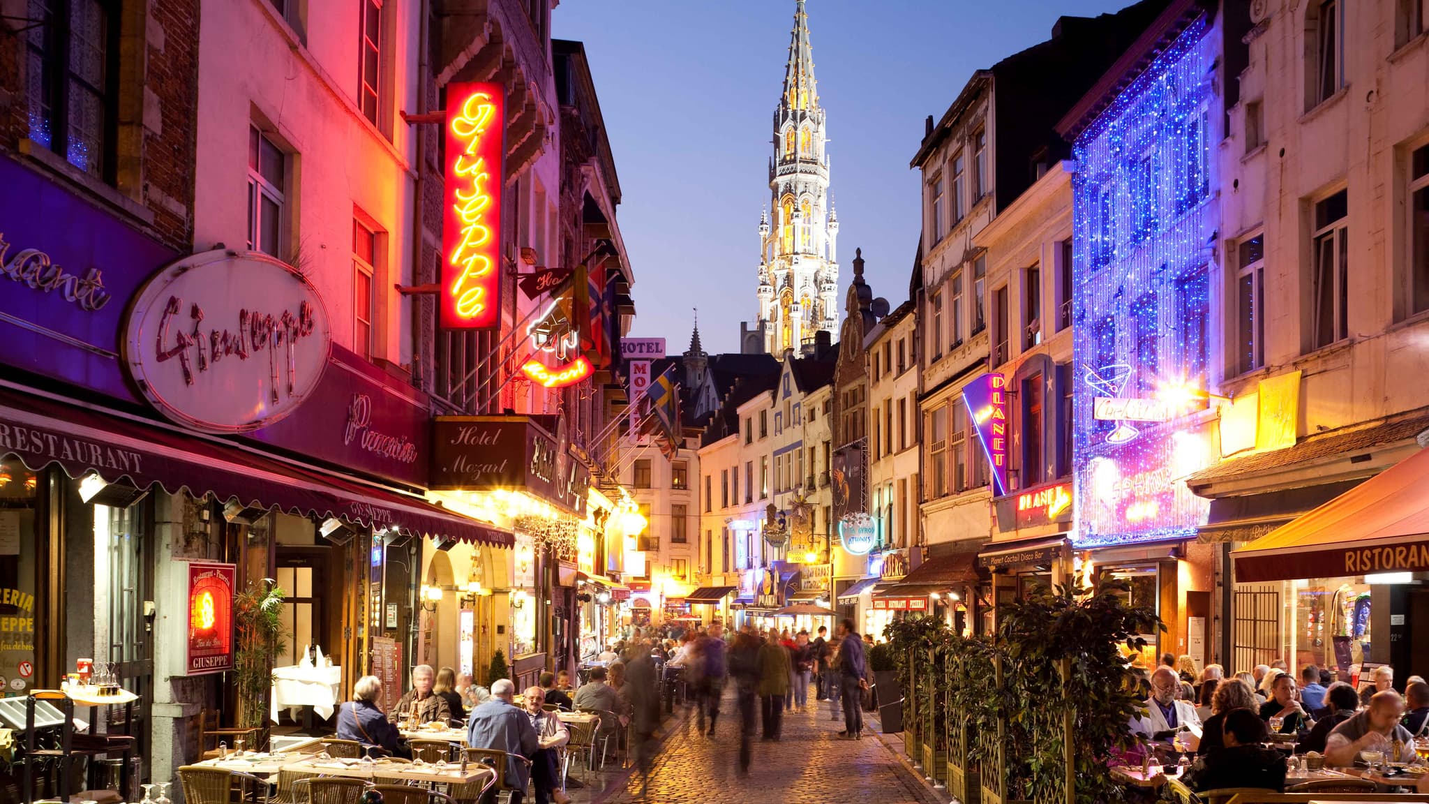 Stedentrip Brussel met de Ultieme Kroegentocht foto 1